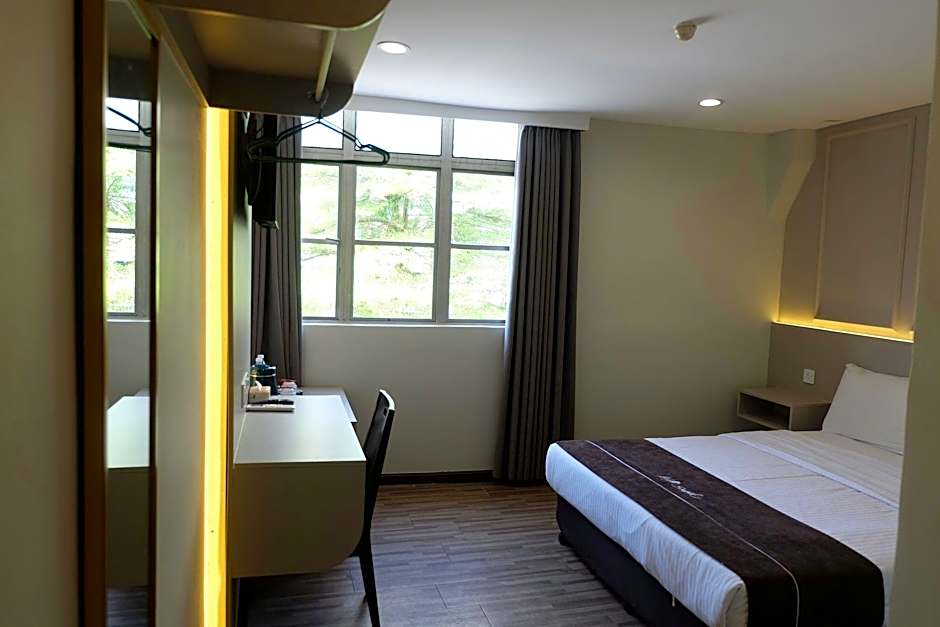 Hotel Orkid Inn