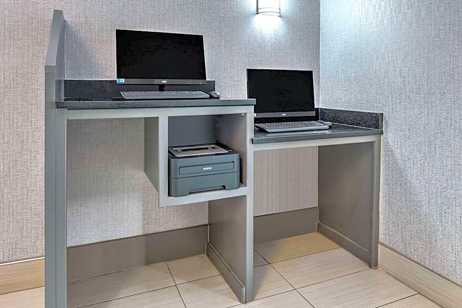 La Quinta Inn & Suites by Wyndham Weatherford