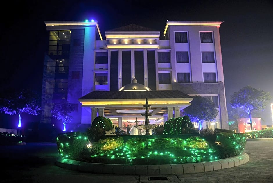 Ramada by Wyndham Varanasi Katesar