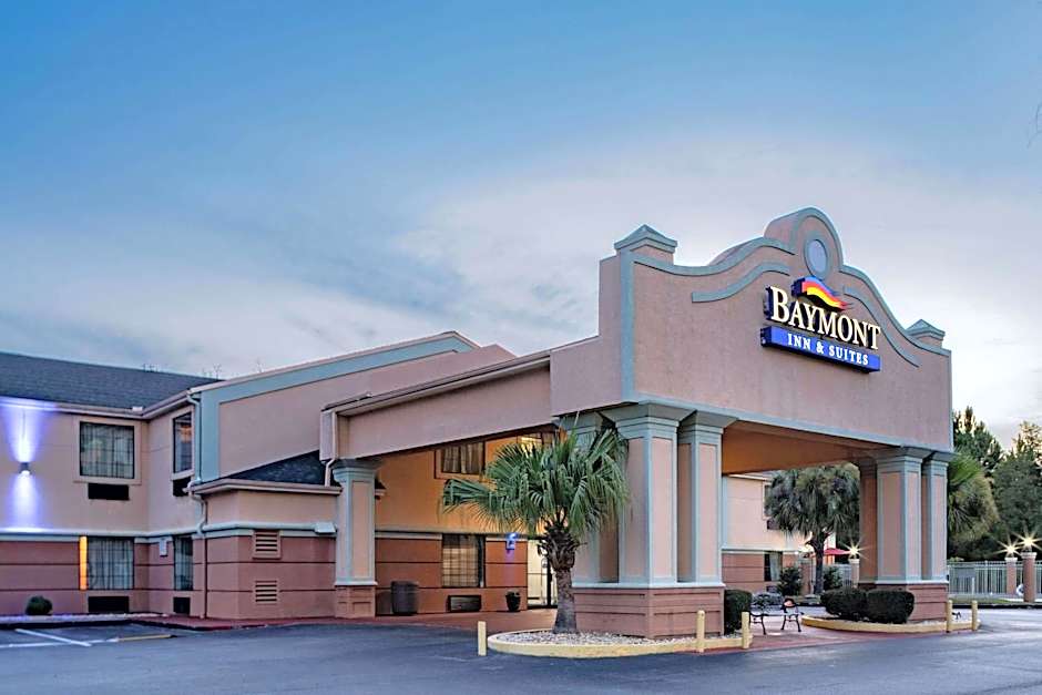 Baymont by Wyndham Hinesville Fort Stewart Area