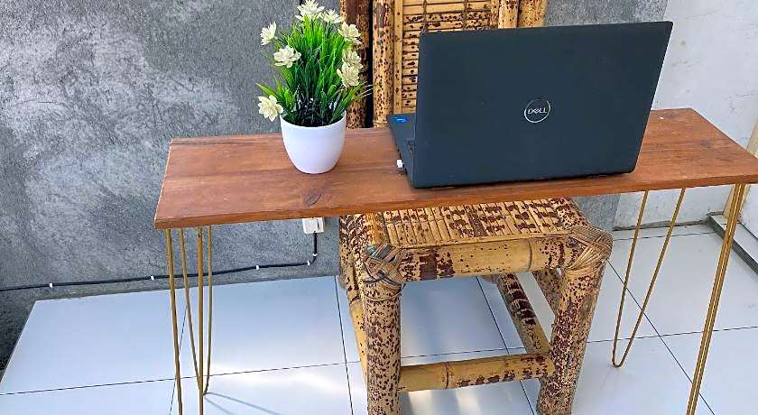 OYO Life 93125 Kos Bale Lumbung Syariah