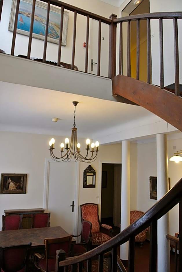 Hôtel Castel Mistral
