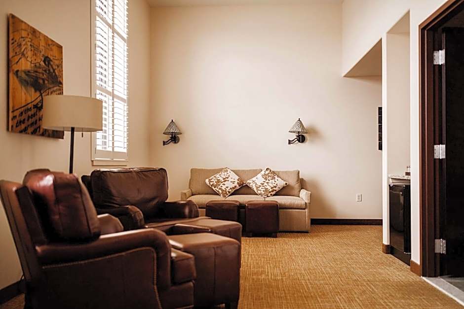 Tailwater Lodge Altmar Tapestry Collection by Hilton