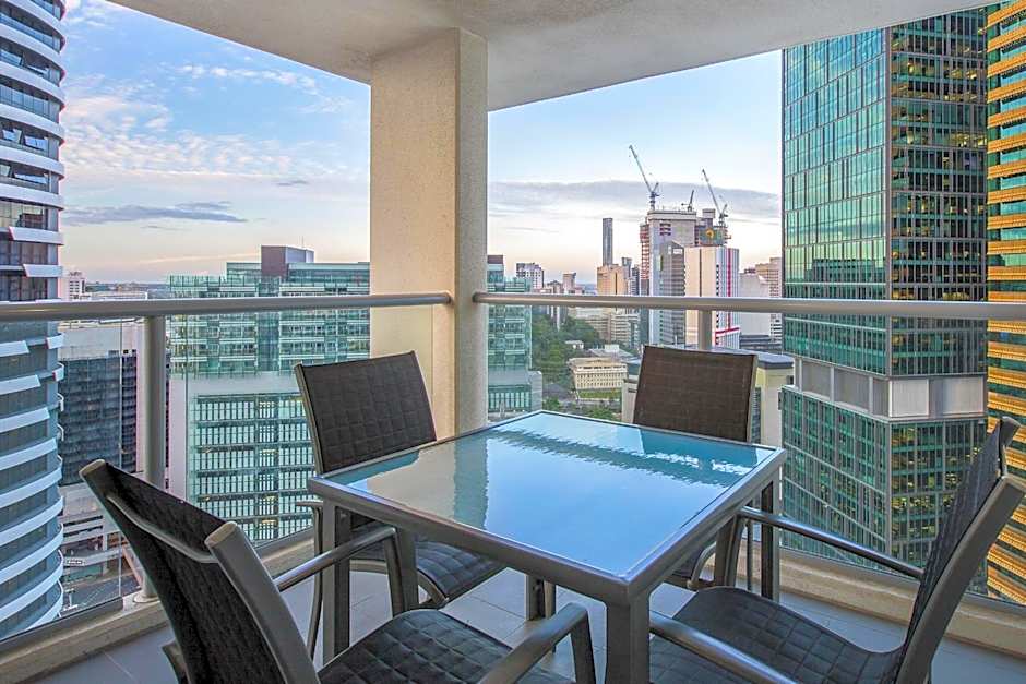 Evolution Apartments