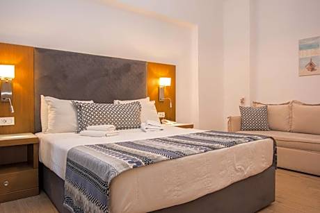 Deluxe Double with Jet Tub