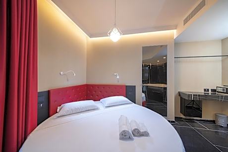 Double Room with Spa Bath
