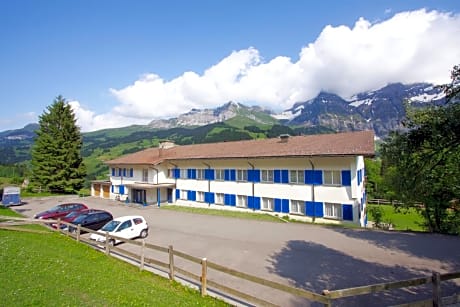 Hotel Crea