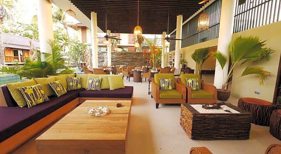 Dhevatara Beach Hotel