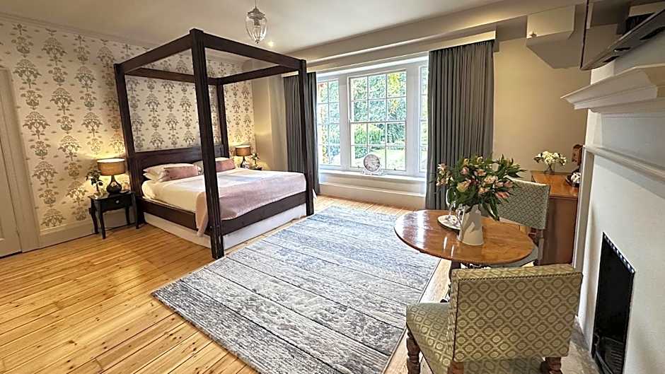 Holbrook Manor & Spa