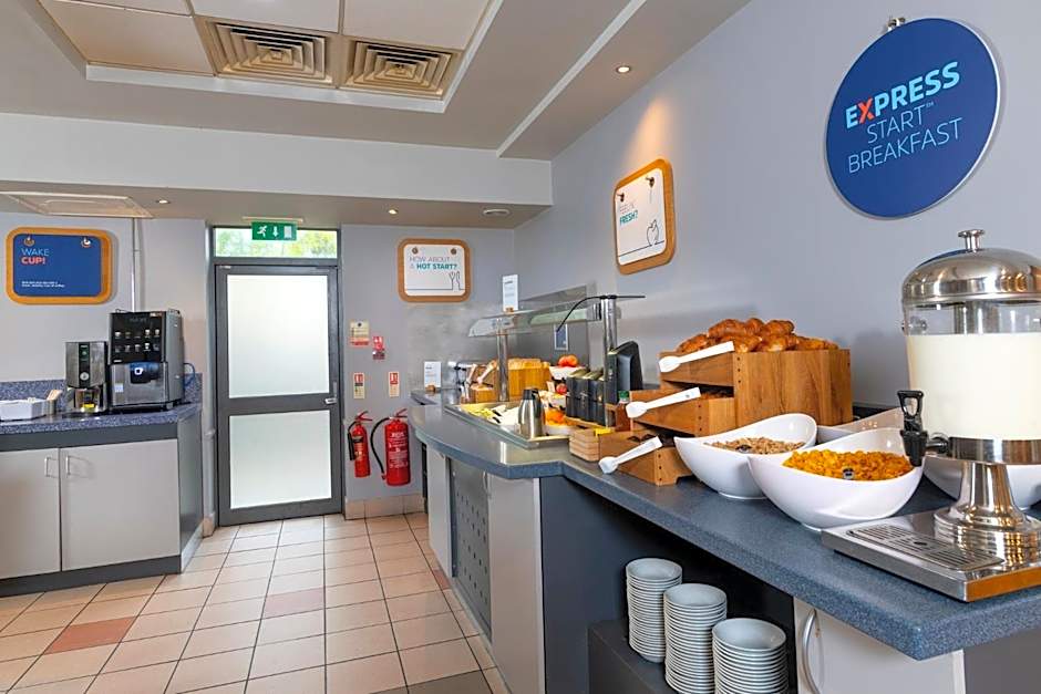 Holiday Inn Express Droitwich Spa By IHG