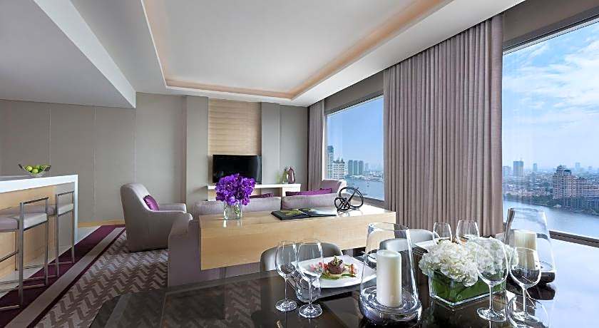 Avani Riverside Bangkok Hotel