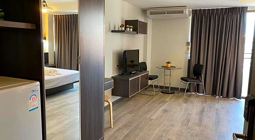 JOMTIEN longstay hotel