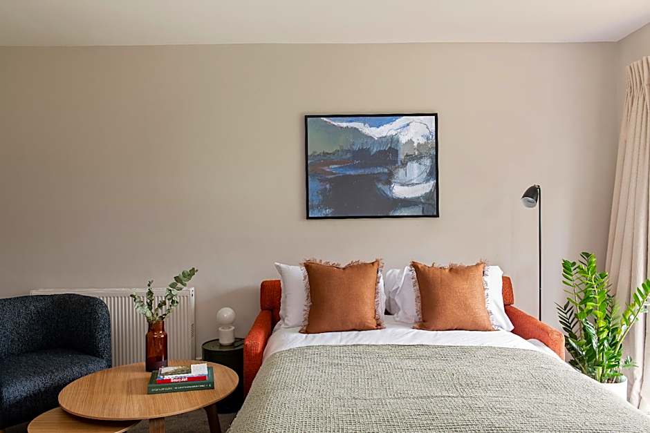 SACO Reading – Castle Crescent