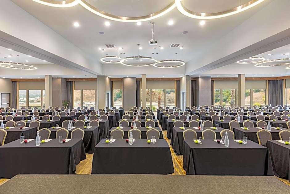 DoubleTree By Hilton Pomona