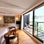 Neuilly Park Hotel