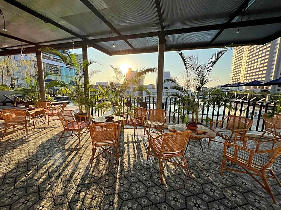 Payaa Hotel