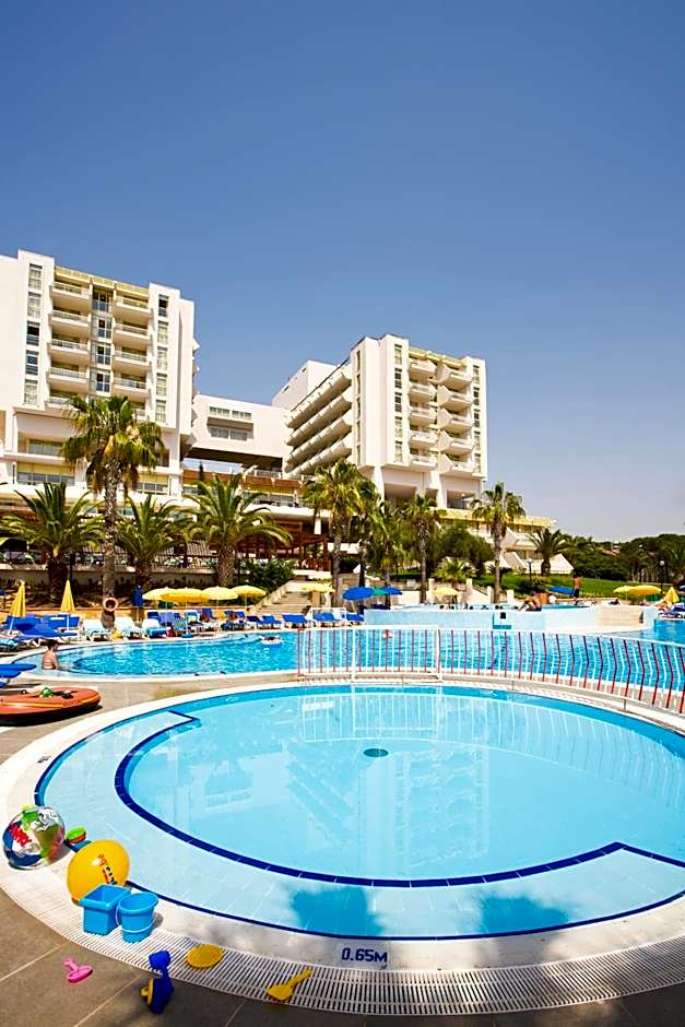 Fantasia Deluxe Hotel