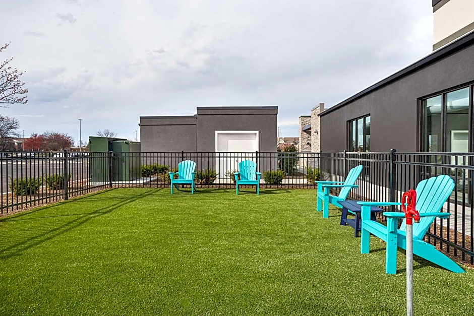 Home2 Suites by Hilton Indianapolis North at Intech Park   