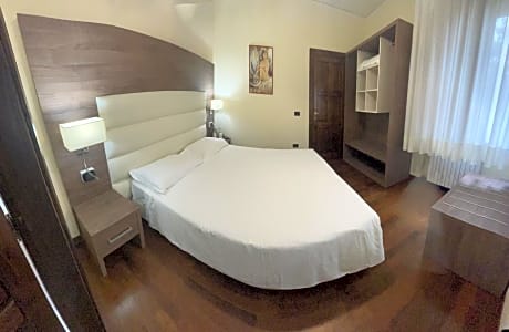 B & B La Pineta By La Capannina