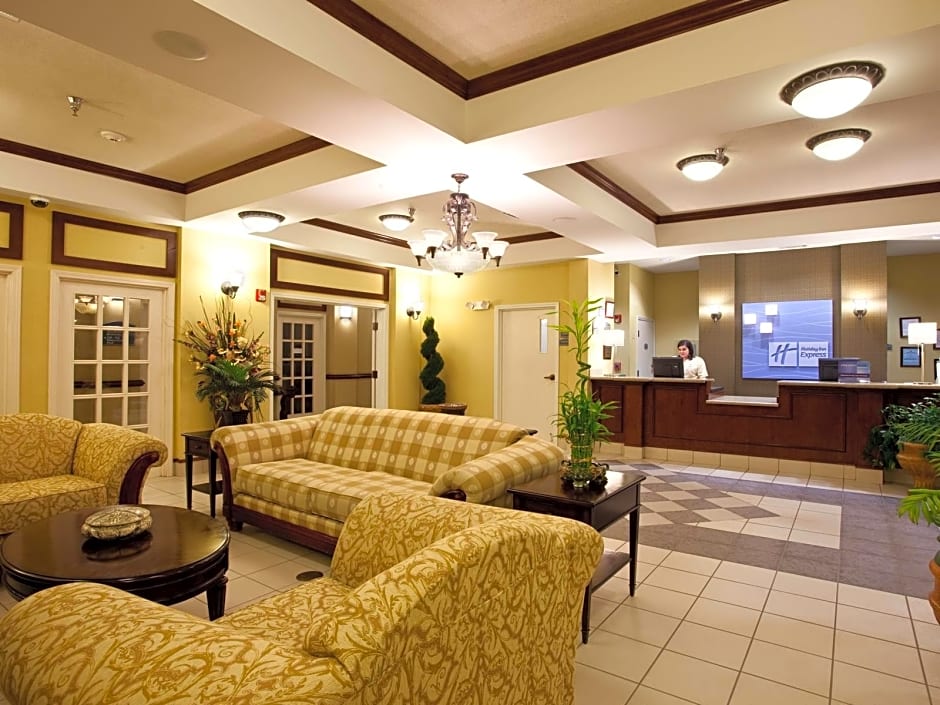 Holiday Inn Express Clanton