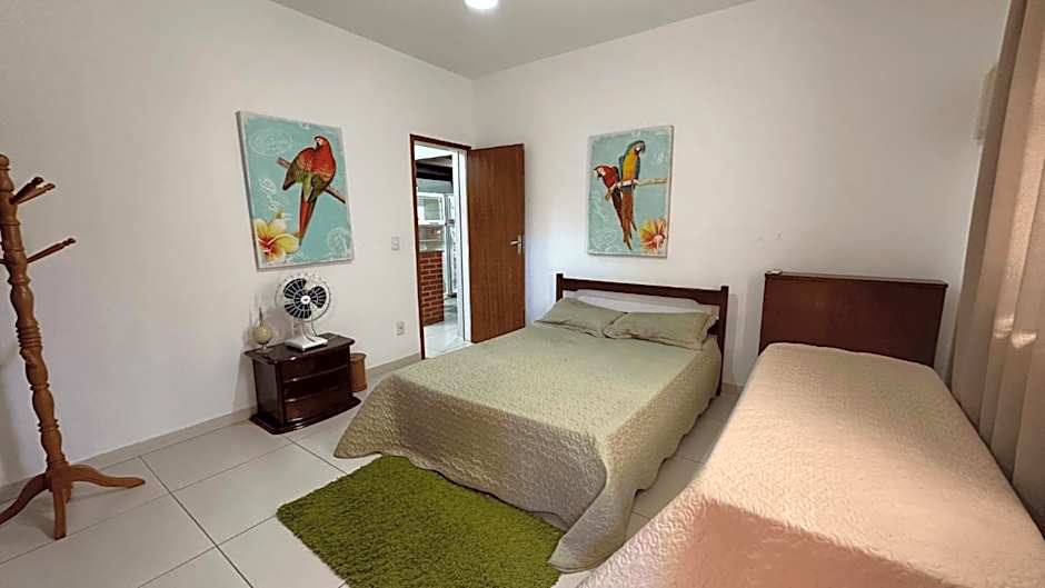 Spacious house for up to 19 people, 5 minutes from the beach.