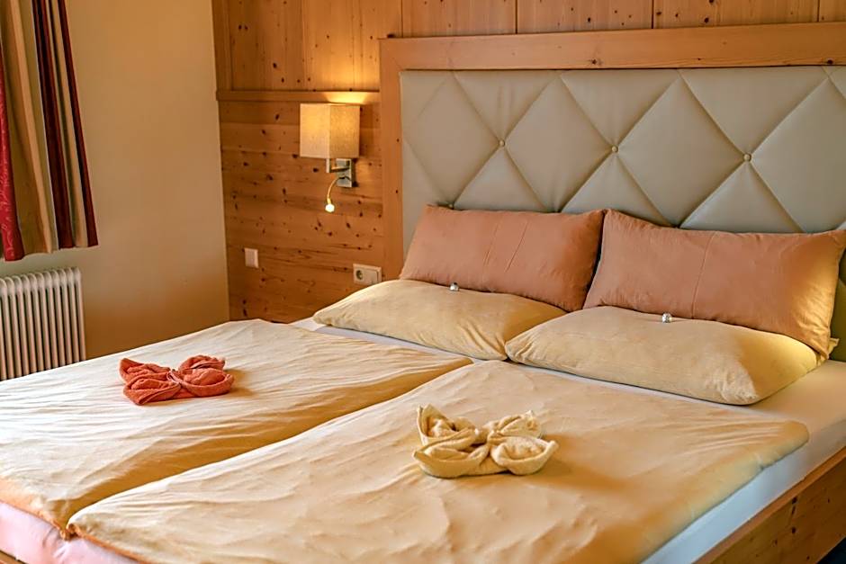 Hotel Garni Hochwurzen