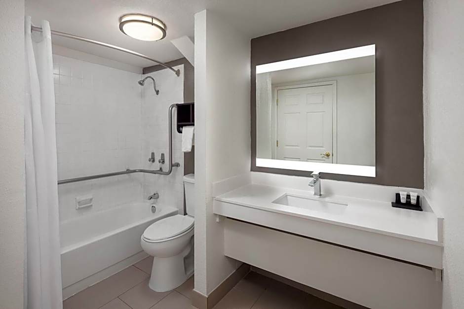 La Quinta Inn by Wyndham Omaha West