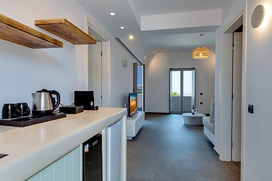 Elements Cozy Suites Pyrgos