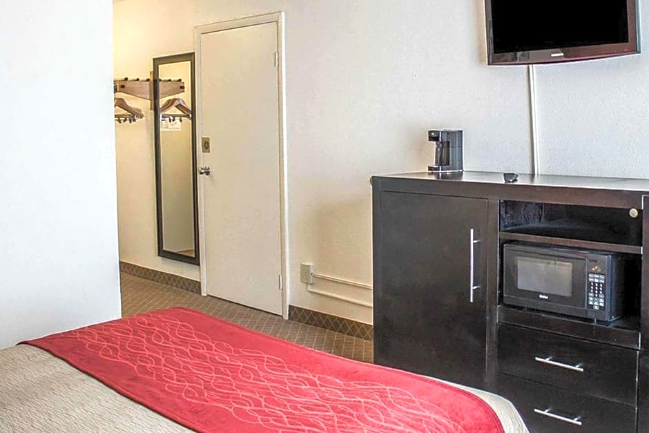 Norwood Inn and Suites Columbus
