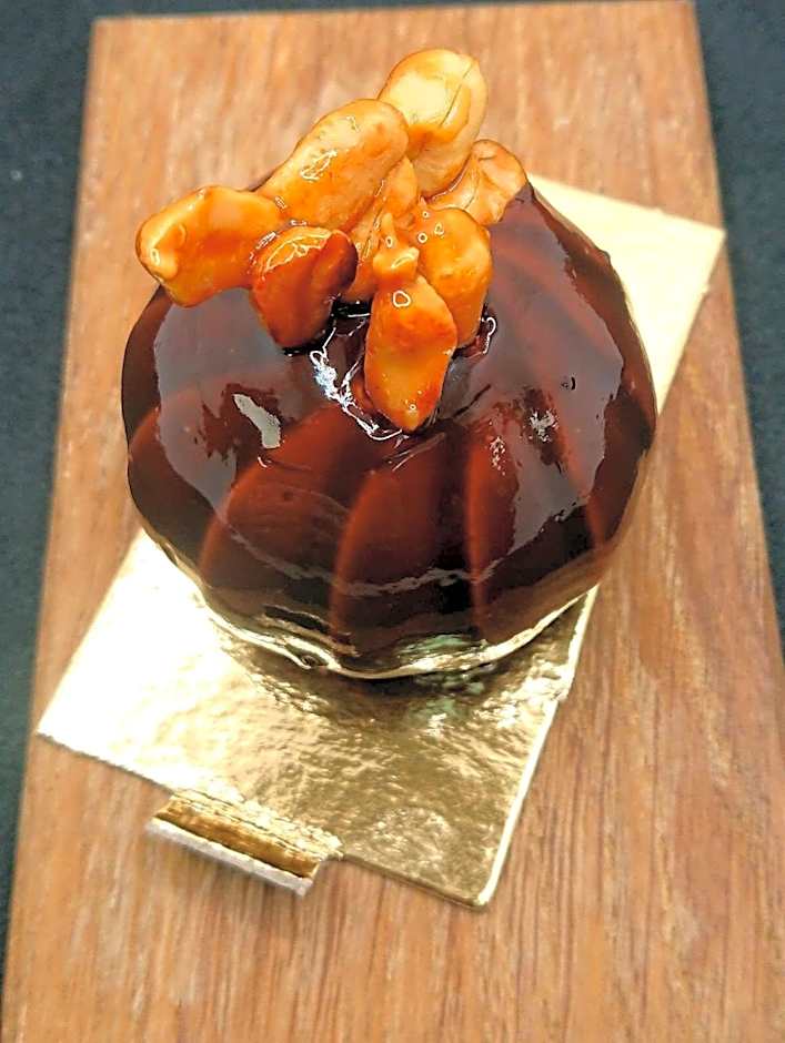 Hôtel Traiteur Les Ormes, The Originals Relais