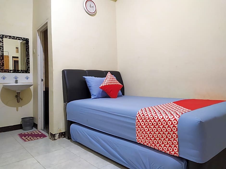 Hotel O Pondok Ripuji