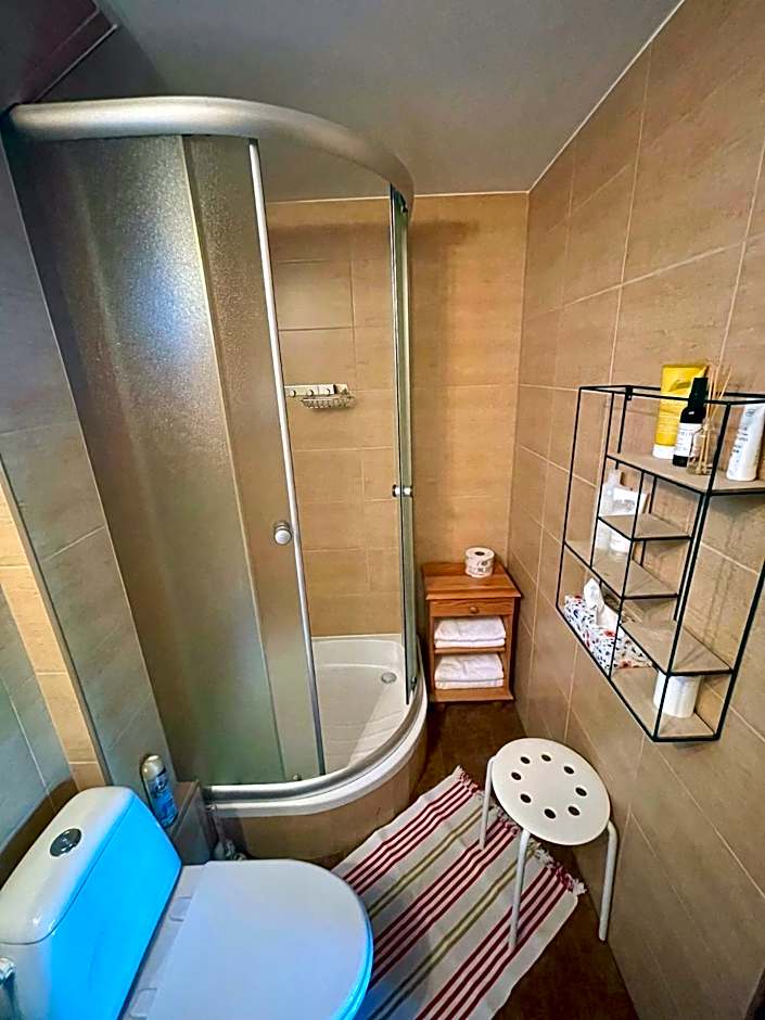 Domek letniskowy z kortem tenisowym Karwia Ostrowo