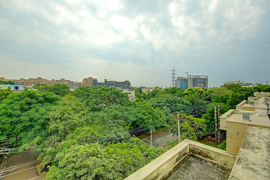 FabHotel Phoenix Hospitality