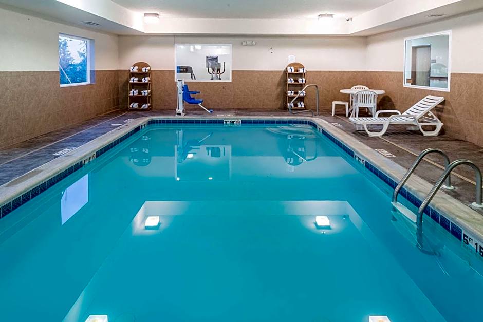 Super 8 by Wyndham St Robert Ft Leonard Wood Area