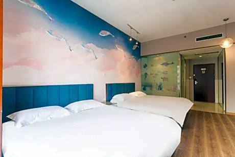 Sea View Deluxe Room