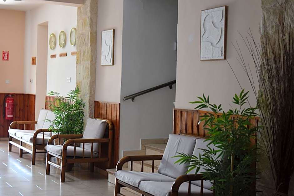 Anna Hotel Apartments