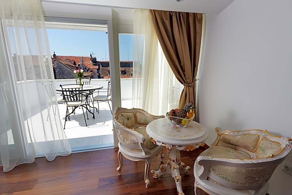 Jupiter Luxury Hotel