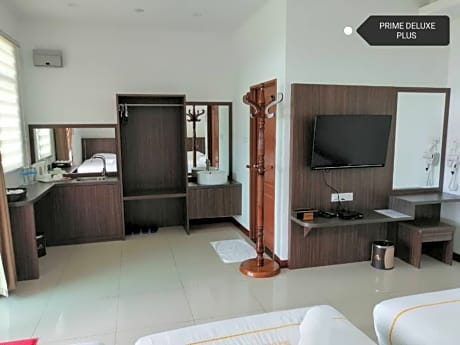 Prime Deluxe King Room