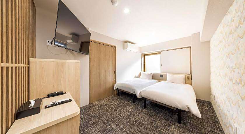 Hotel Cerezo