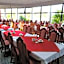 West Hotel an der Sächsischen Weinstrasse