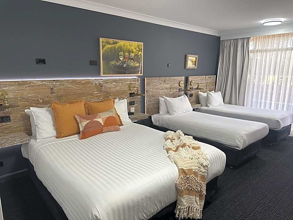 Ibis Styles Orange Hotel