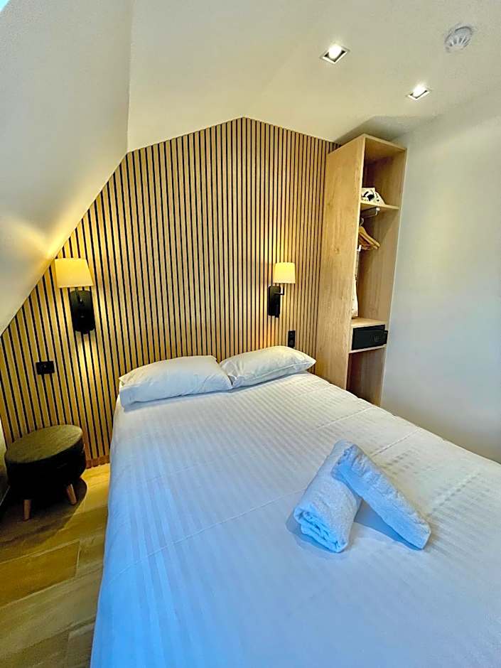 HOTEL AU COEUR DES ARTS ET METIERS