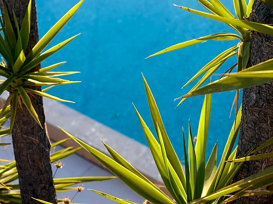 The Roc Club, A Grecotel Hotel to Live