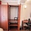 The Crossroads Hotel, Westlands