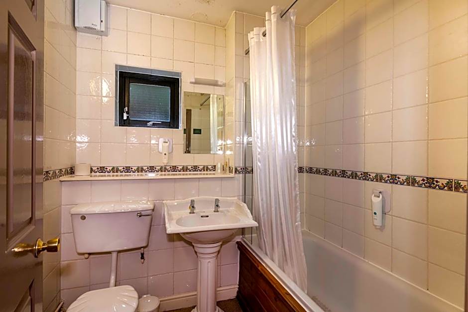 Old Mill by Chef & Brewer Collection