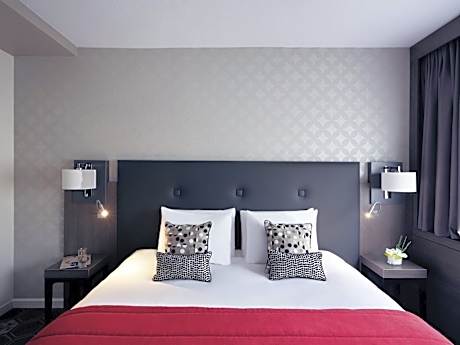 Suite with One Double Bed and Sofa Bed