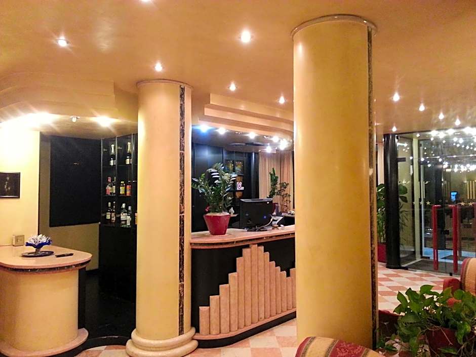 Hotel Raffaello Venice