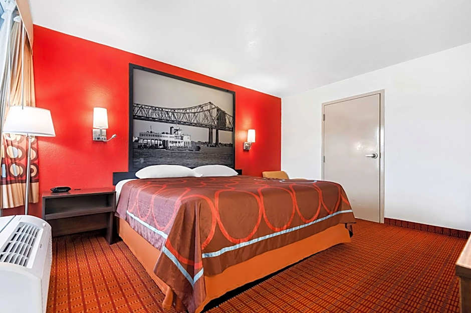 Super 8 by Wyndham Baton Rouge/I-10