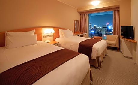 Main Tower 32nd Floor Twin Room - Smoking