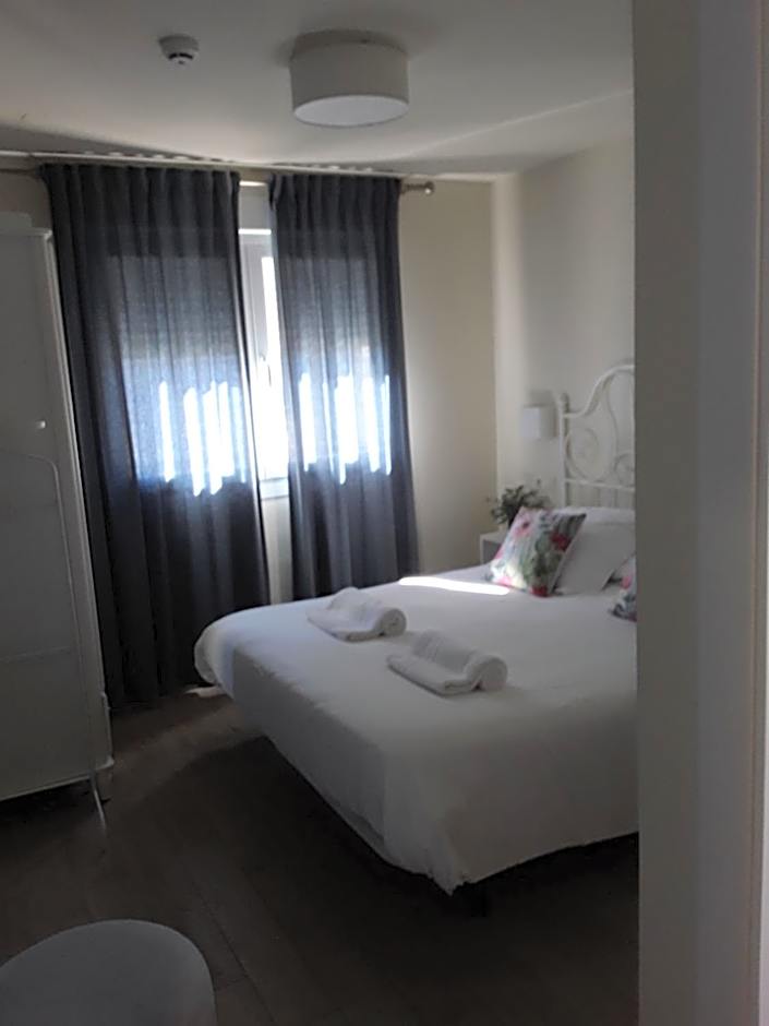 Punta Carnero Hostal